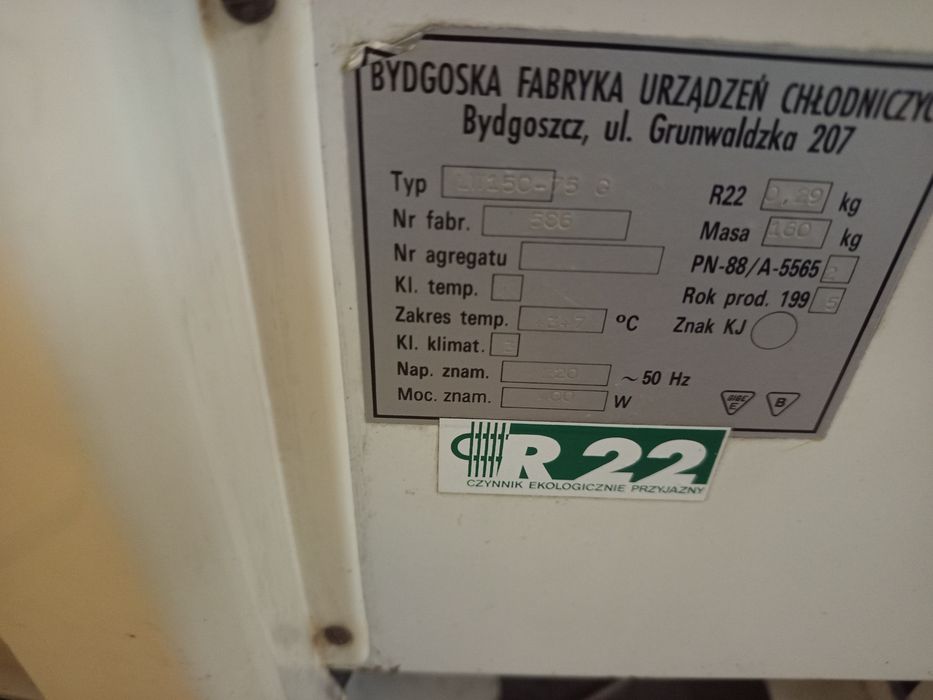 Dwie lady chłodnicze