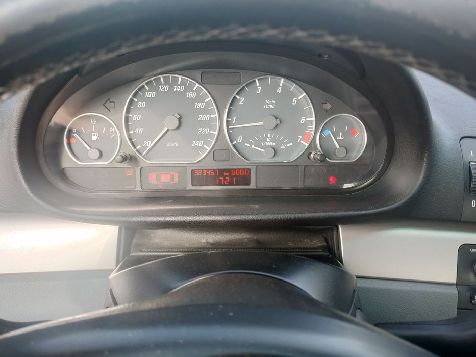 BMW e46 coupe 325 ci