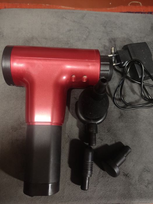 Массажный пистолет