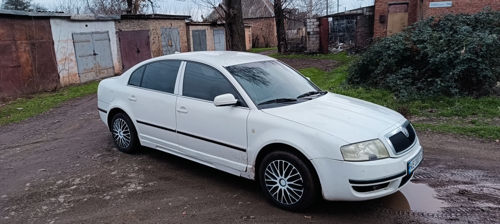 Skoda Superb 2.5