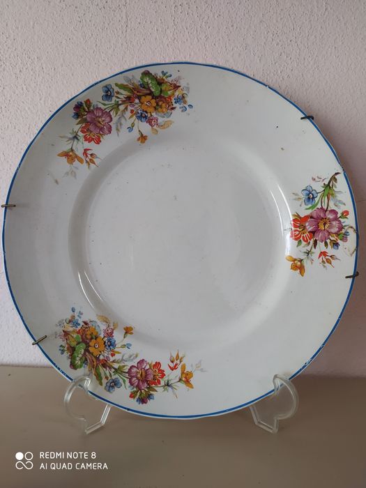 Última foto indisponível Prato Sacavém  em bom estado