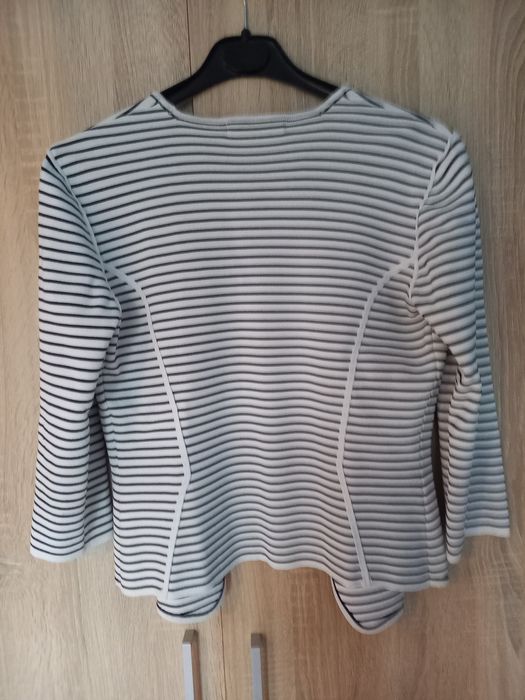 Biało - czarny żakiecik narzutka S