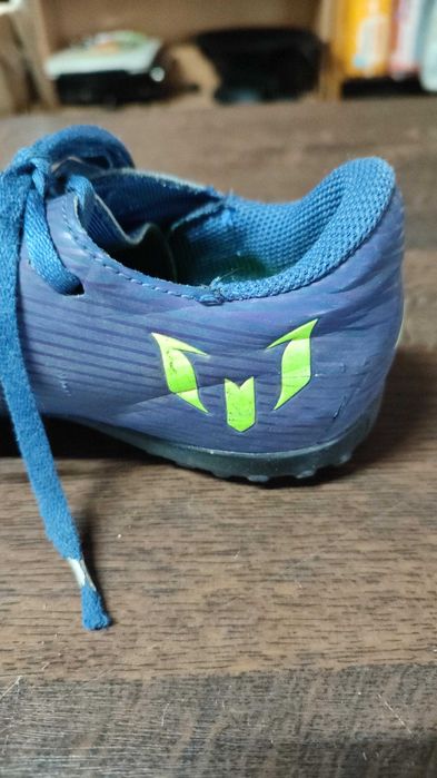 Buty piłkarskie Adidas rozm 35