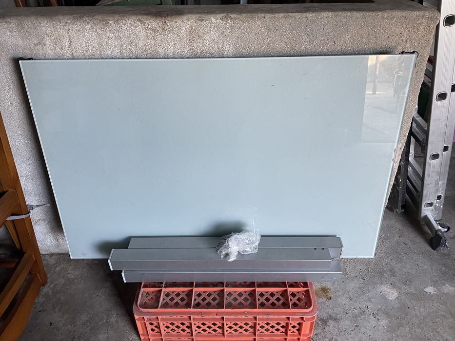 Mesa Vidro de refeicoes