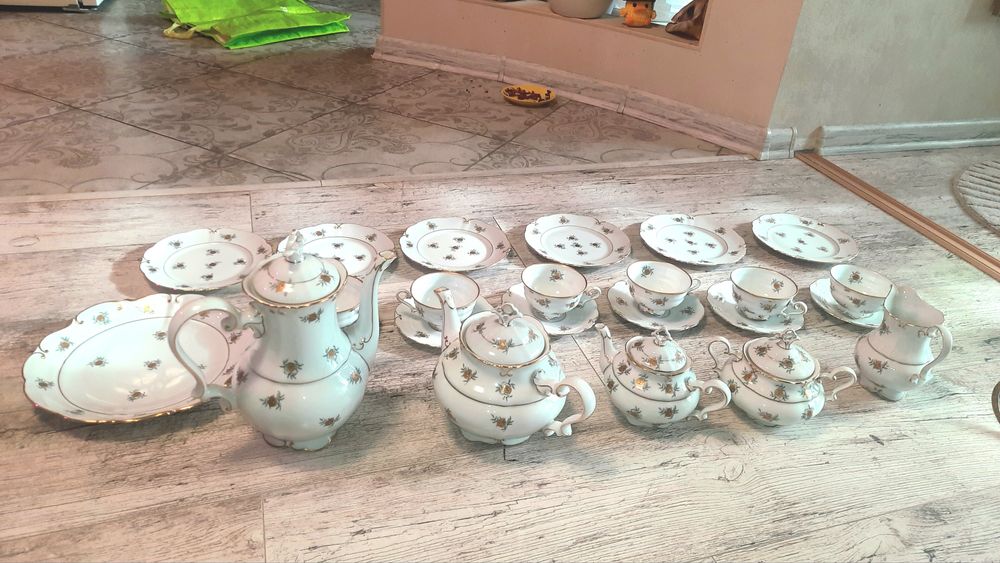 Чайний/кавовий сервіз кістяний фарфор JLMenau 1777 Carmen. Львів.