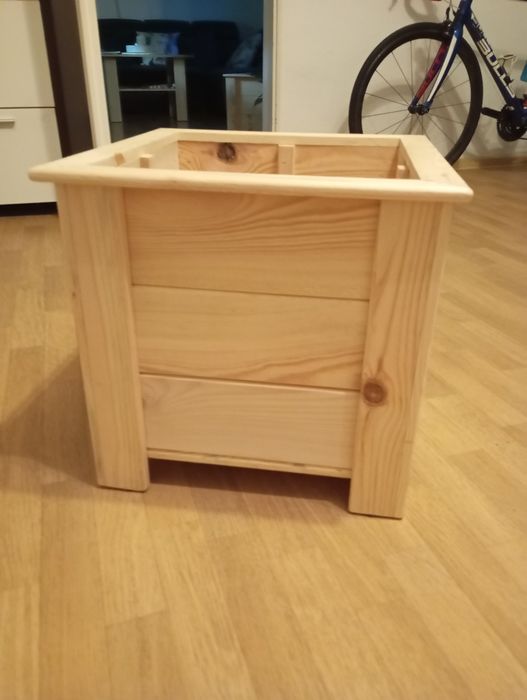 Donica drewniana 40x40