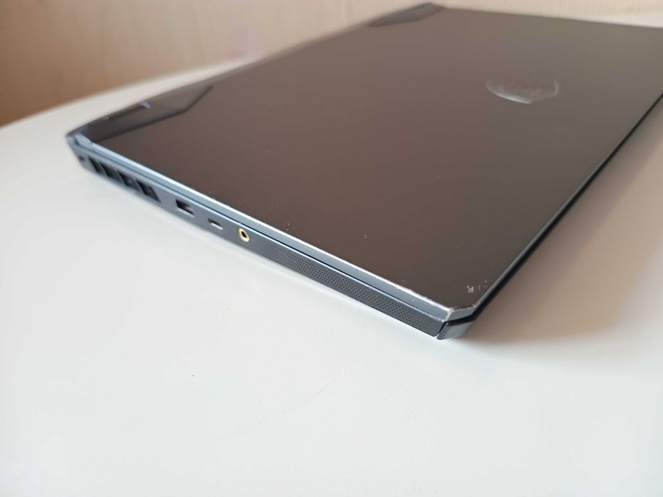 MSI GE66 Raider 10UG i7-10750H 32Gb nVIDIA RTX3070 8gb SSD1Tb 240Hz