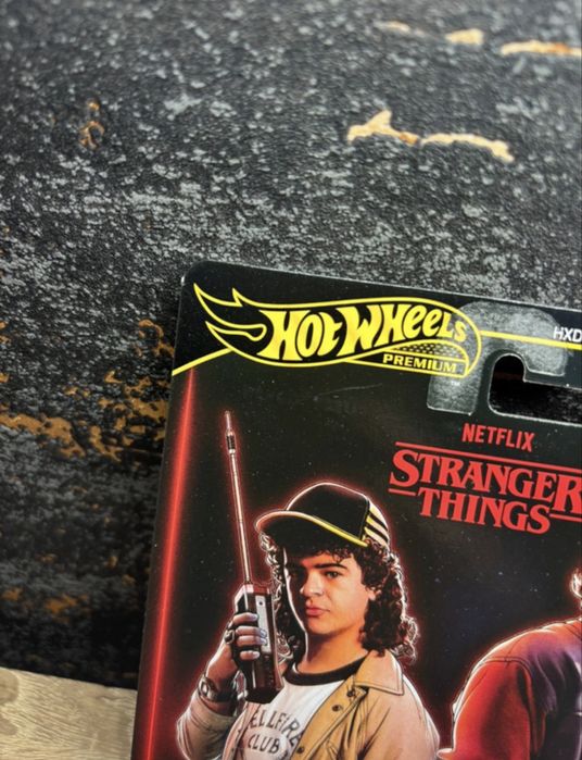 Hot Wheels Stranger Things - Premium - stan kolekcjonerski Kalisz • OLX.pl