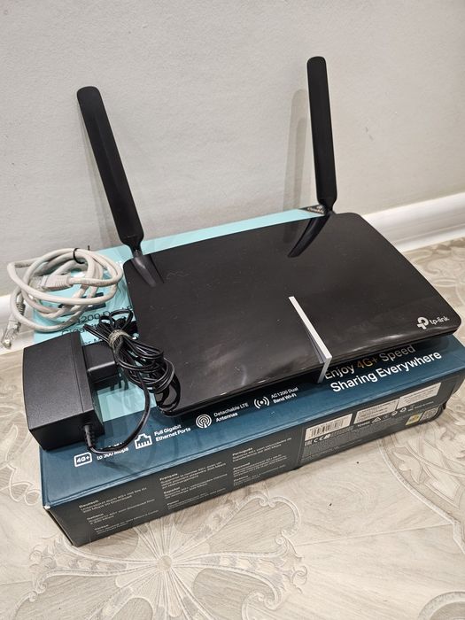 Wi-Fi router Tp Link MR600 AC1200 4G LTE