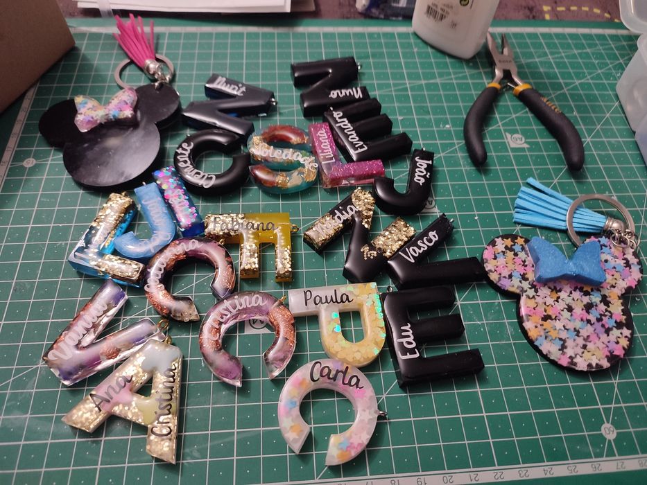 Porta chaves em resina personalizado com o nome