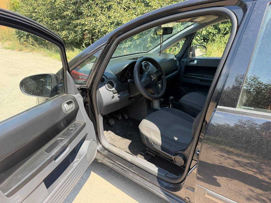 Mitsubishi Colt 2008