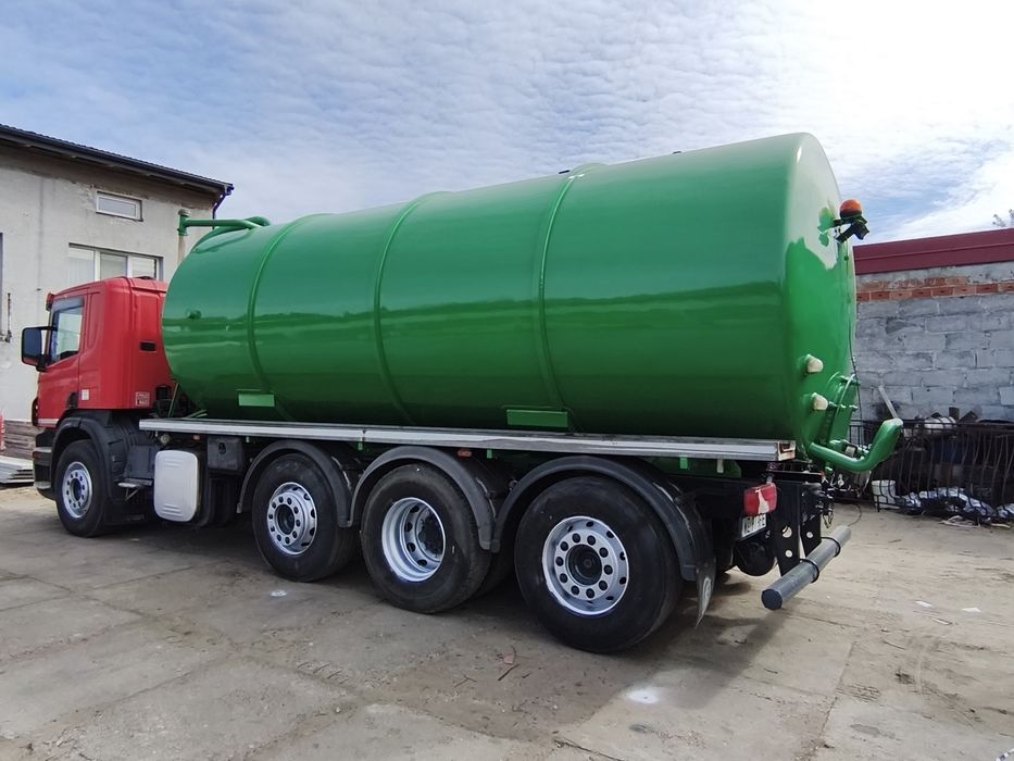 Scania P420 asenizacyjna 8x2 Tridem specjalna 24m3