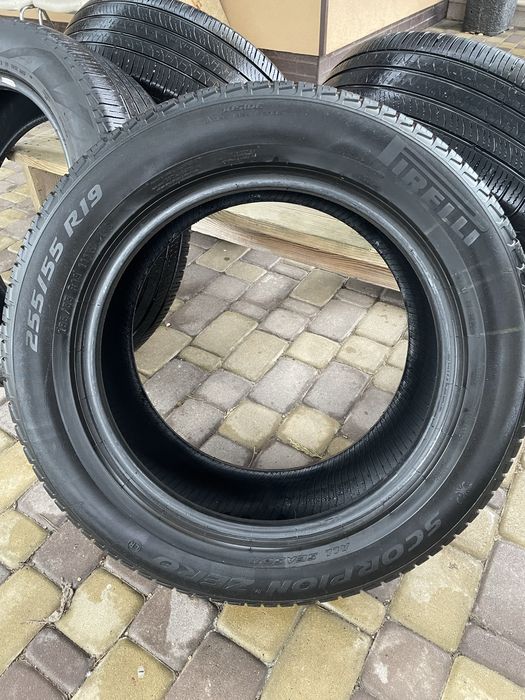 Pirelli Scorpion Zero All Season 255/55/R19