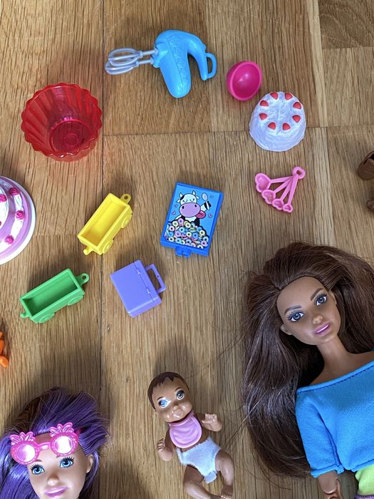 Lalki Barbie bobas Chelsea Skipper i ruchoma Teresa z akcesoriami