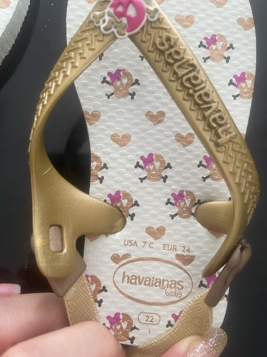 Vendo chinelos novos