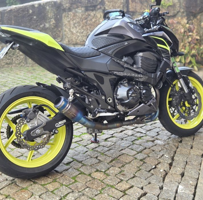 Kawasaki  Z800 full