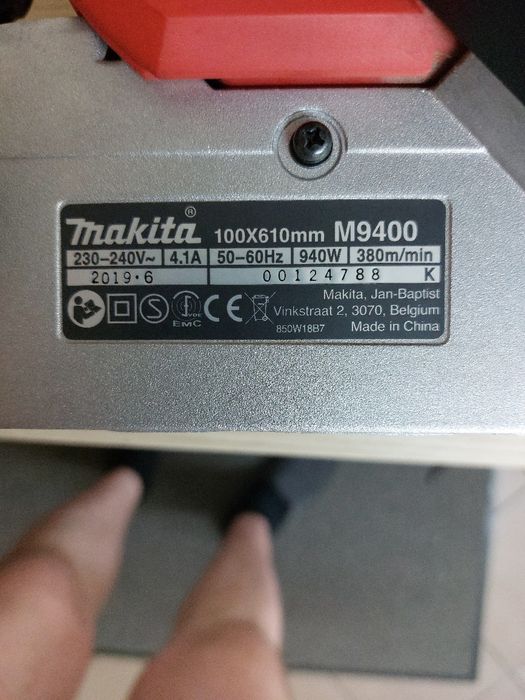 Szlifierka taśmowa Makita M9400