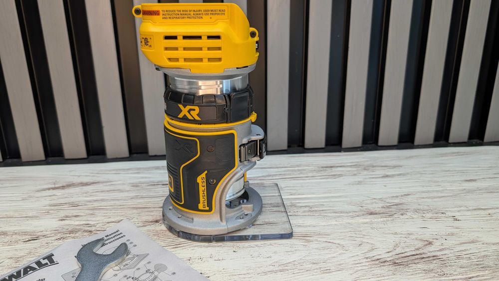 Безщіточний фрезер DeWalt DCW600 20V MADE IN MEXICO