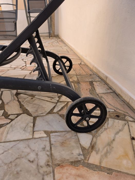 Espreguiçadeira / Lounge Chair
