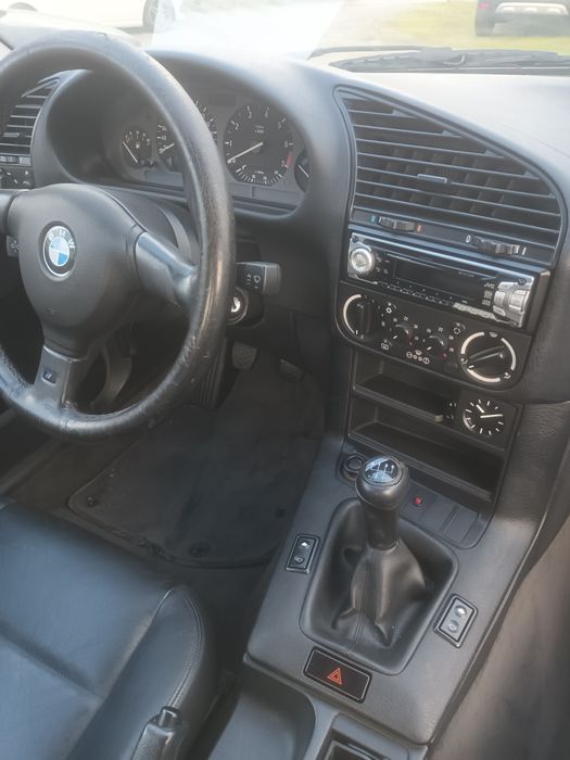 Vendo BMW 318 E36
