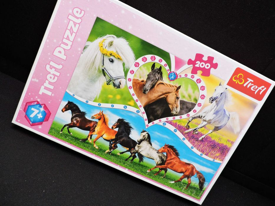 Trefl Puzzle Konie 200