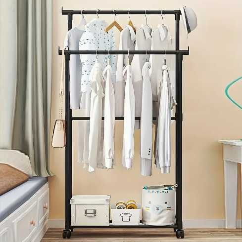 Вішалка для Одягу на Колесах