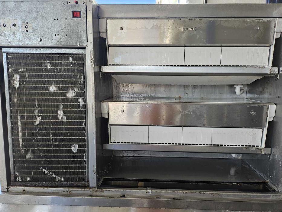 Máquina de gelo em cubos 300kg/24H