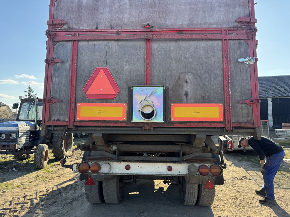 Przyczepa rolnicza tandem