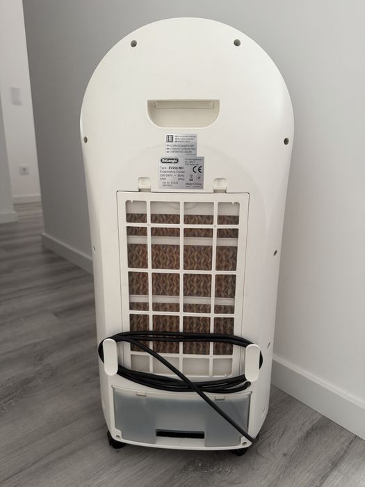 Climatizador Portátil DeLonghi EV250.WH