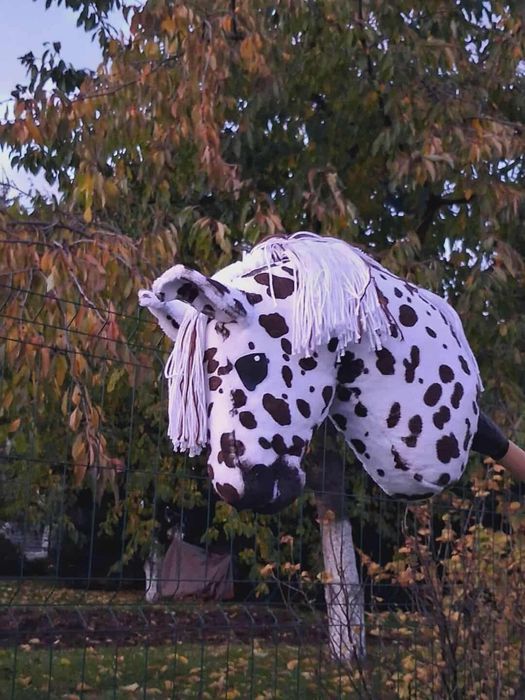 AV Peregrine hobby horse