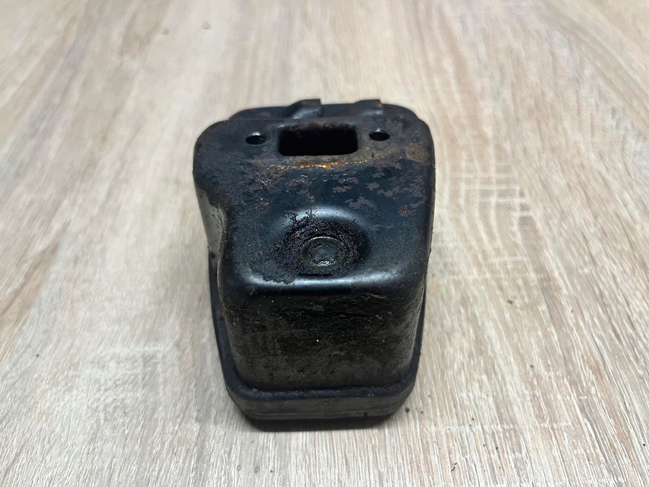 Partner 351 Tłumik Wydech