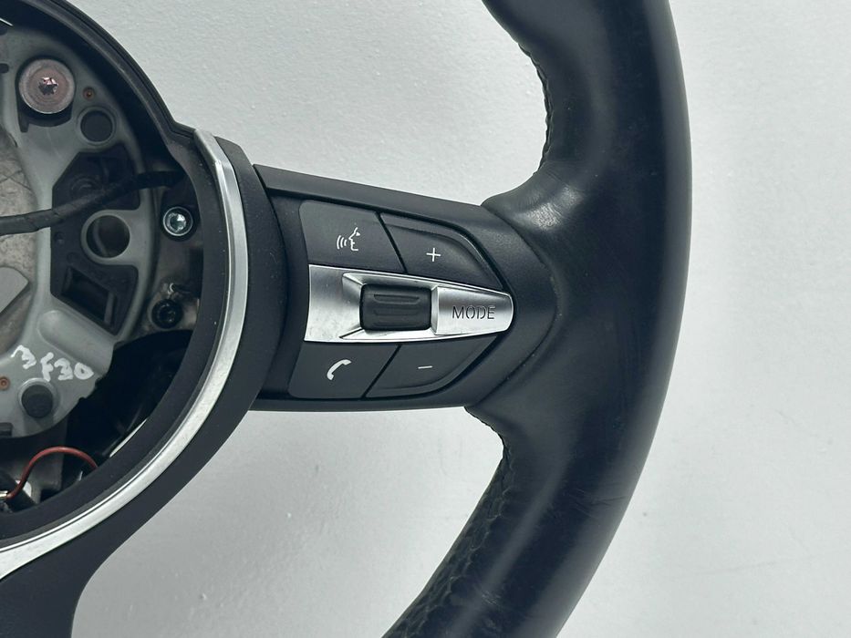 Volante - BMW Série 3 (F30)