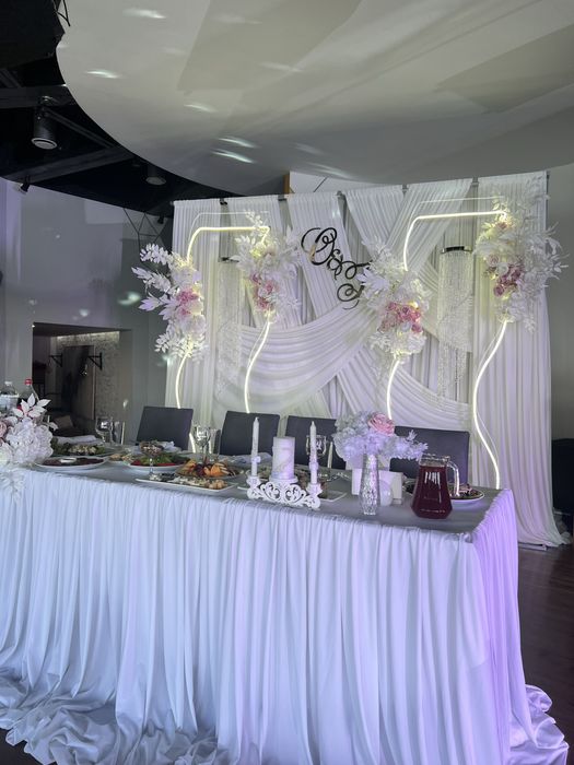 Свадебная арка аренда выездная церемония прокат фотозона