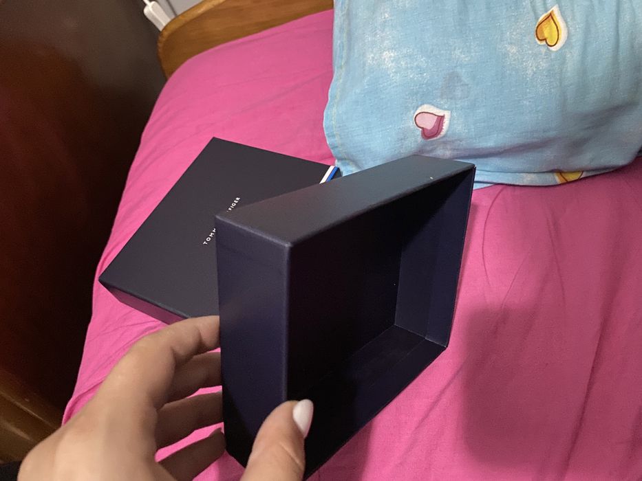 Caixa Tommy Hilfiger Nova