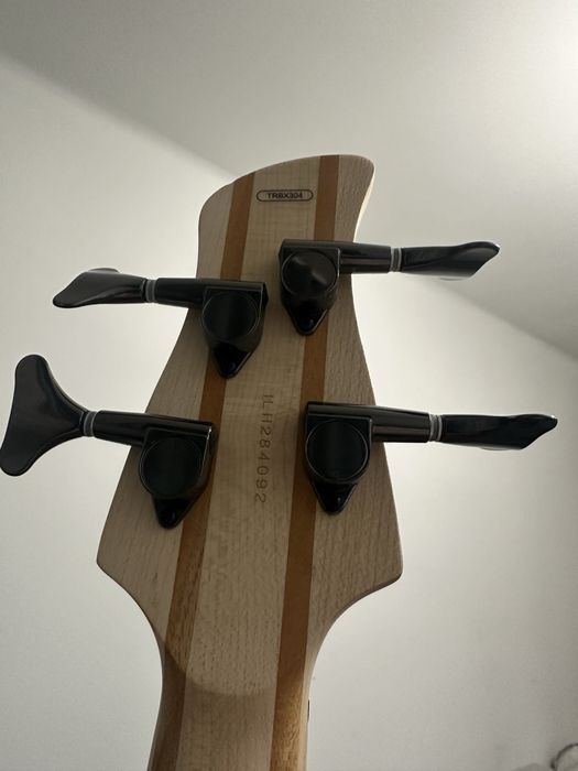 Gitara basowa Yamaha TRBX304