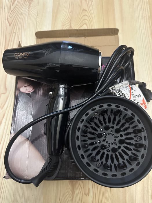 Mocna suszarka do włosów 220-240V 2300W