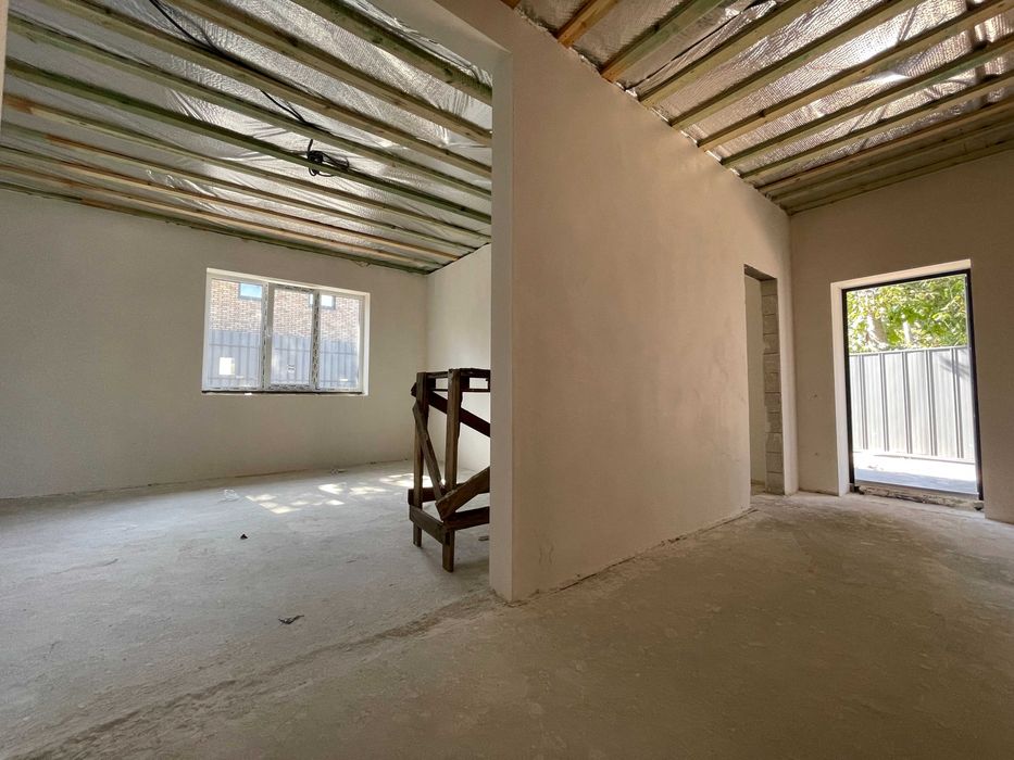 Продаж готового будинку в Лісовій Бучі на 5 соток землі Газ