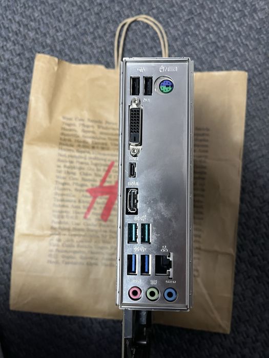 Материнська плата ASUS TUF B450-PRO GAMING (Socket AMD AM4)