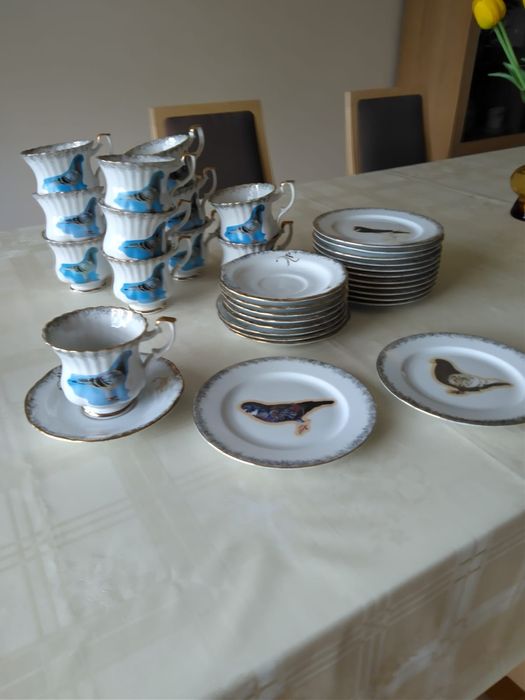 Serwis kawowy z motywem gołębi Chodzież