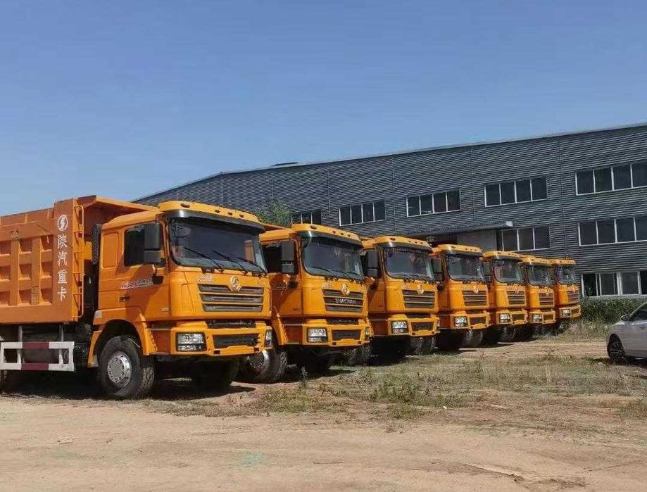 Самосвал  б/у  HOWO из Китая