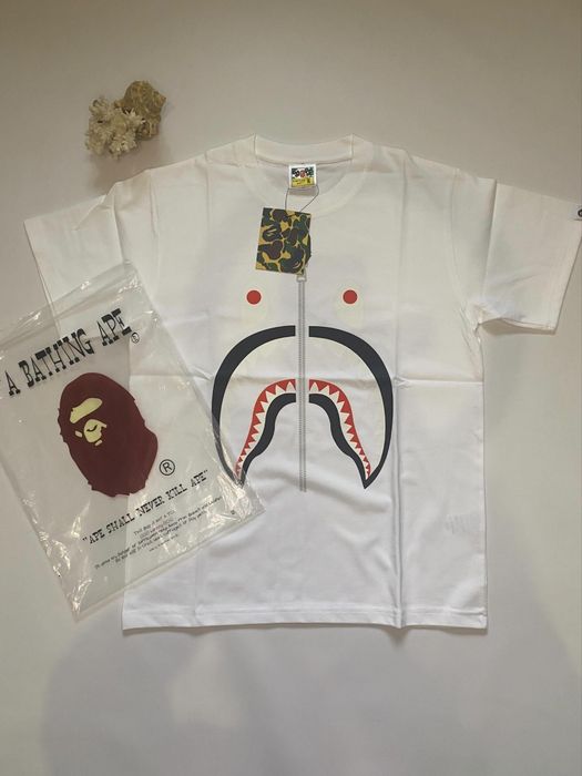 Bape panda/shark tee