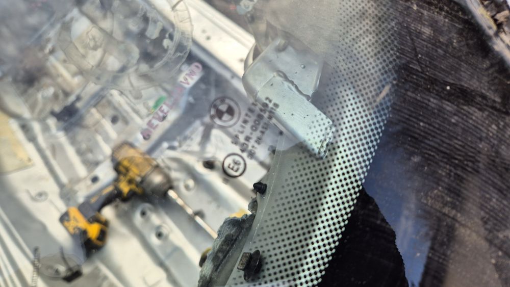 Bmw e39 szyba przednia