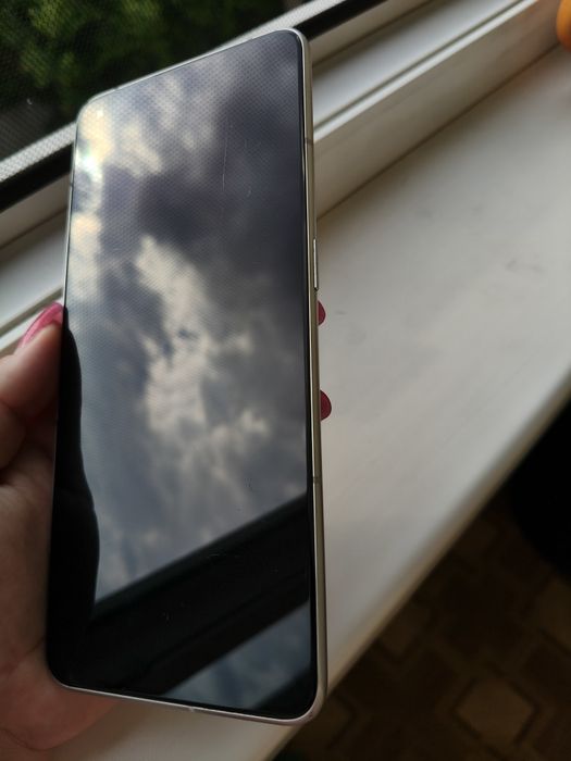 Продам realme gt 2 pro 12/256