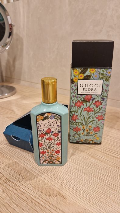 GUCCI  Flora Gorgeous Jasmine 
Woda perfumowana