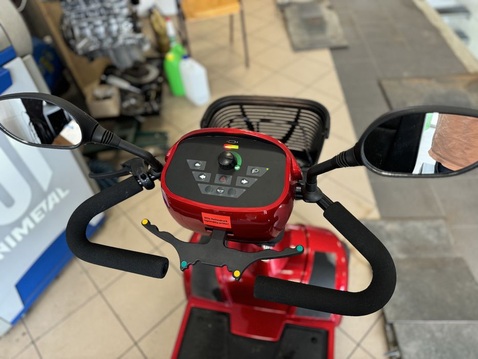 Skuter wózek inwalidzki Sterling S4 25