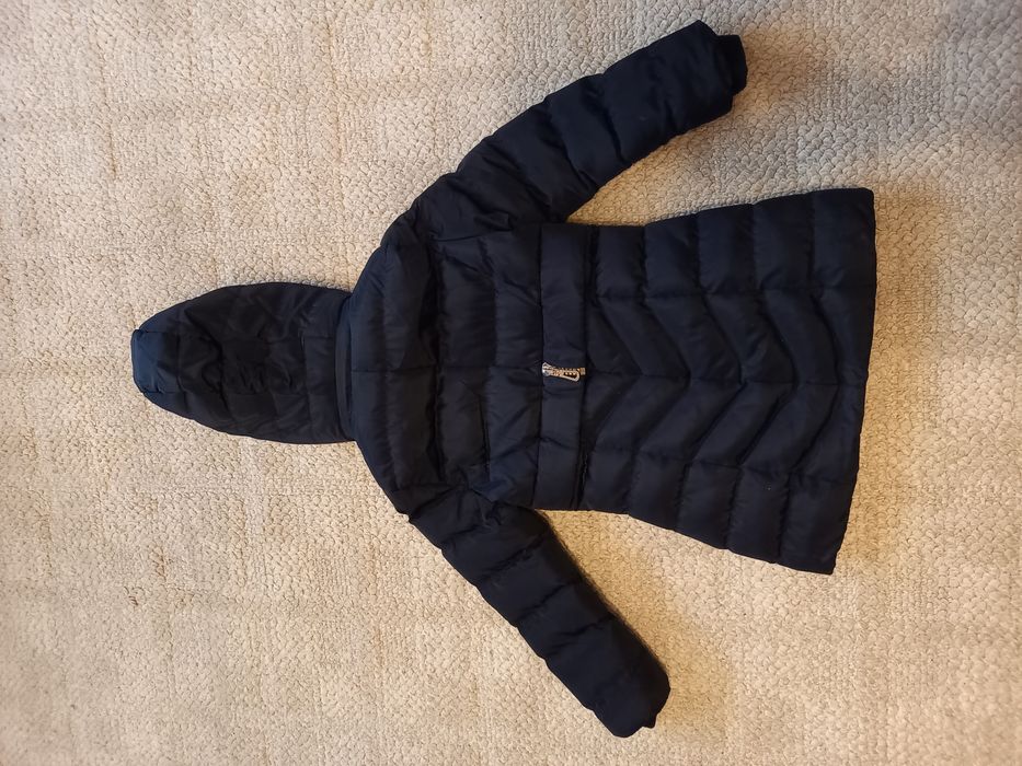 Пуховик, курточка зимняя на 4 года девочке