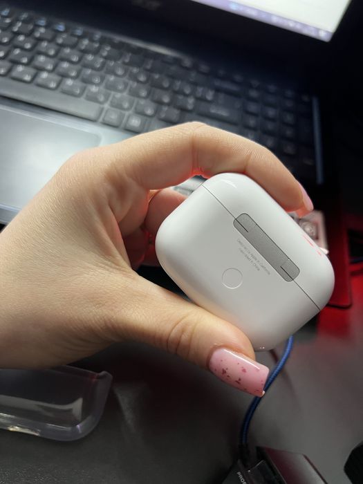 Air Pods Pro ( состояние новых)