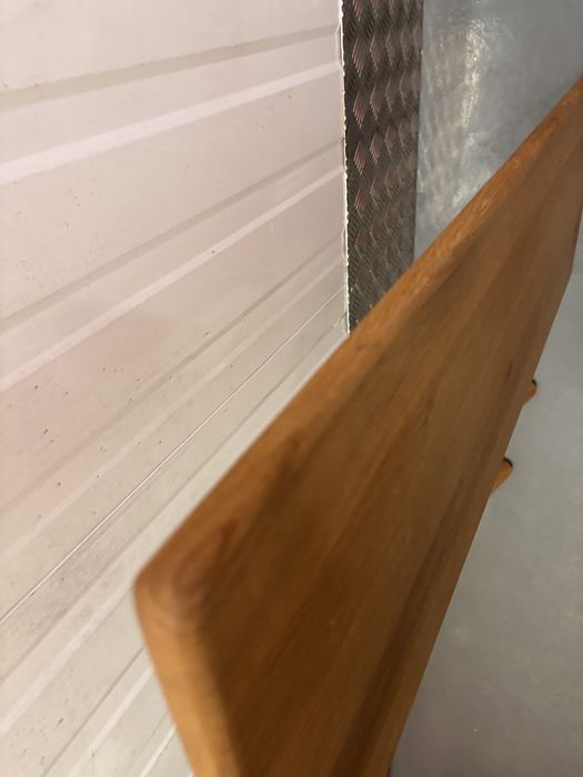 Konsola / biurko Bellbazaar – lite drewno, styl skandynawski