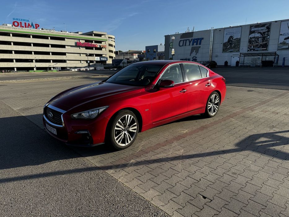 Infiniti Q50