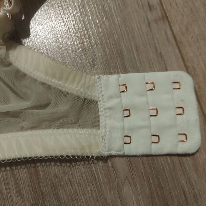 Бюстгальтер  Savage X, 80D.